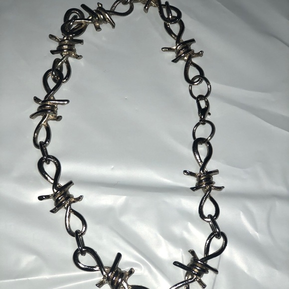 Wired chain 🌪 - Picture 2 of 2